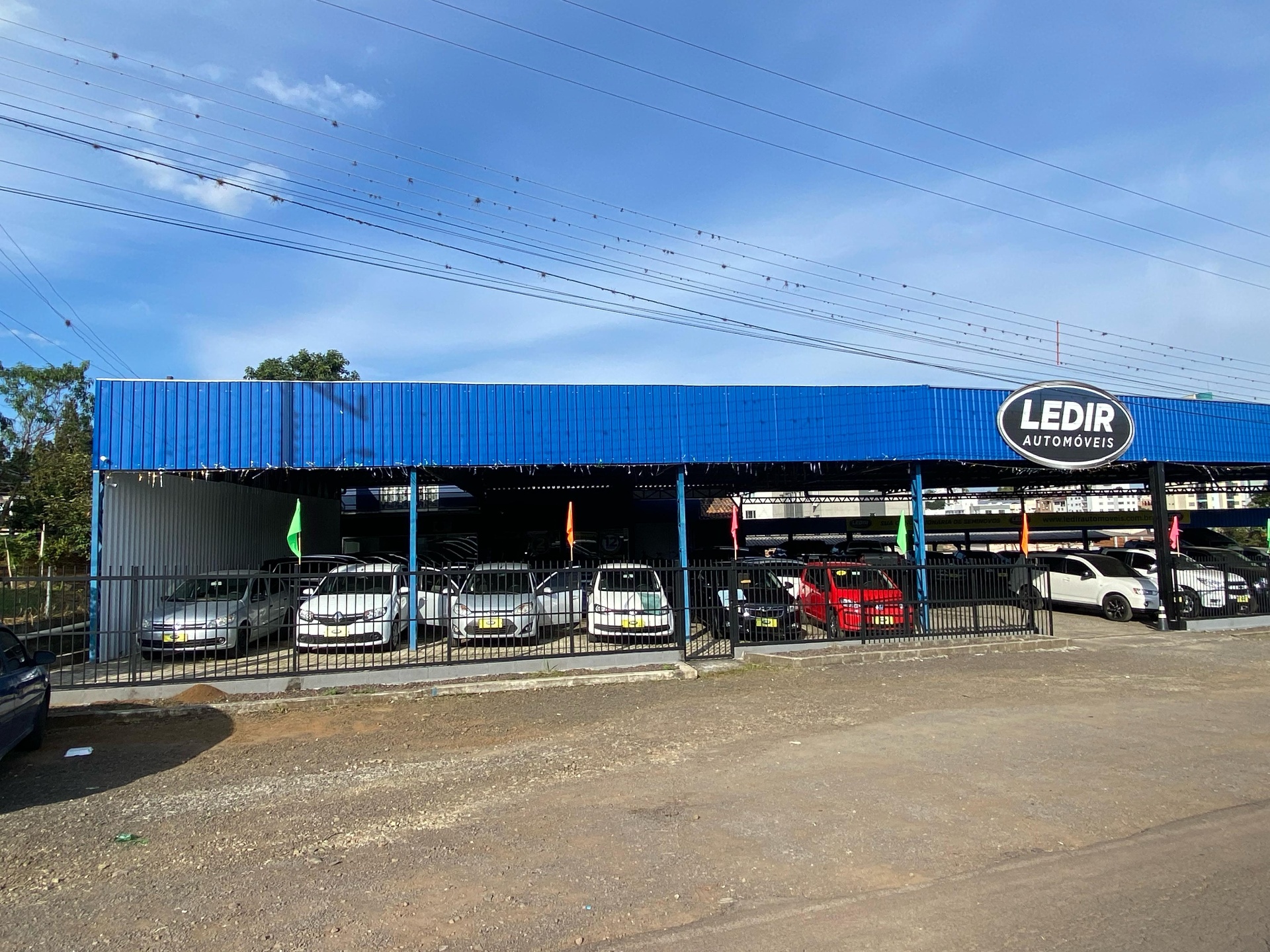 Ledir Automóveis - fachada 6